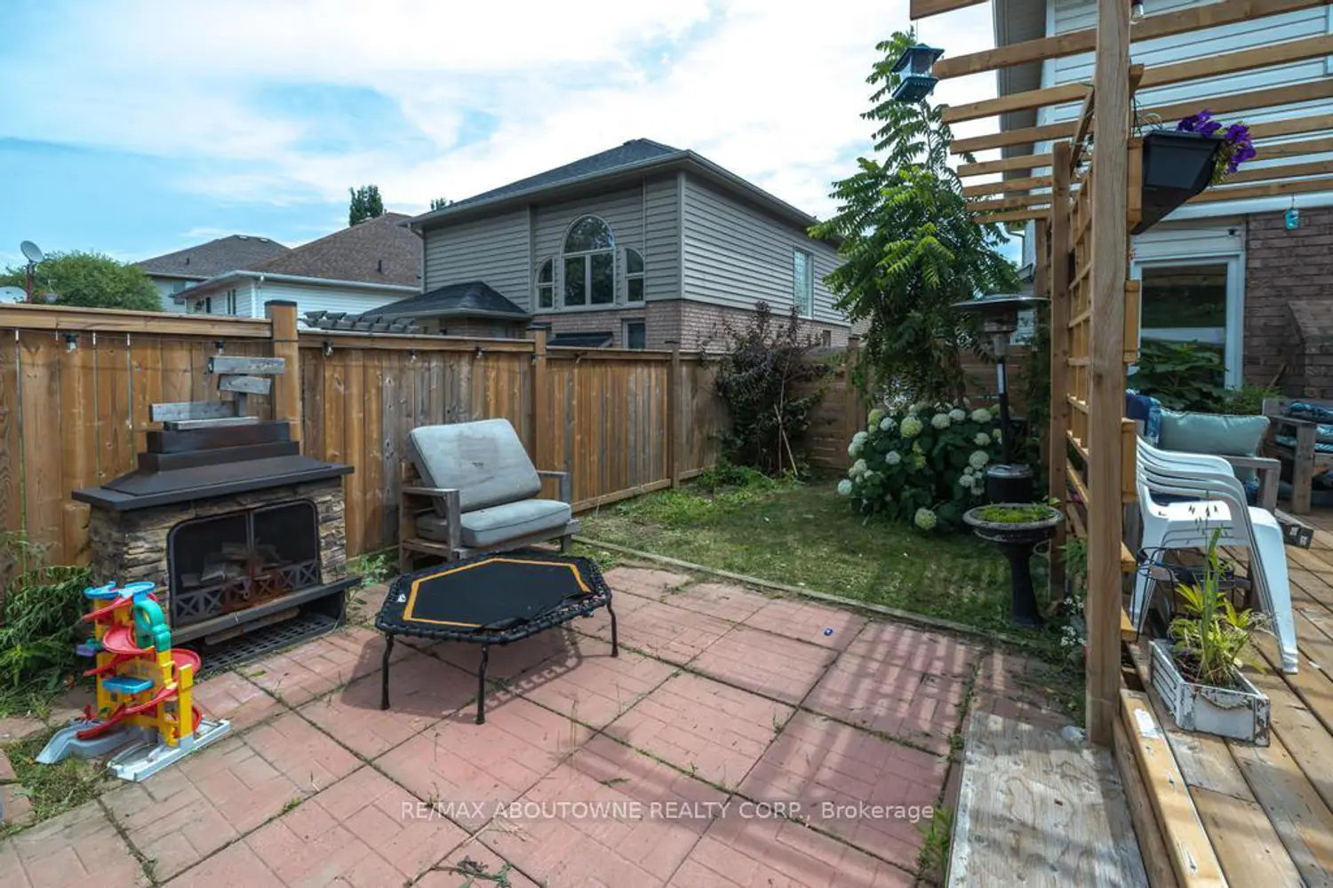 Additional image 3 of 14 Sable Drive