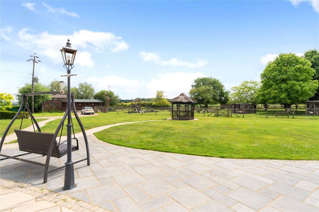 Additional image 35 of 9 bed equestrian for salePeakes End, Steppingley, Bedfordshire MK45