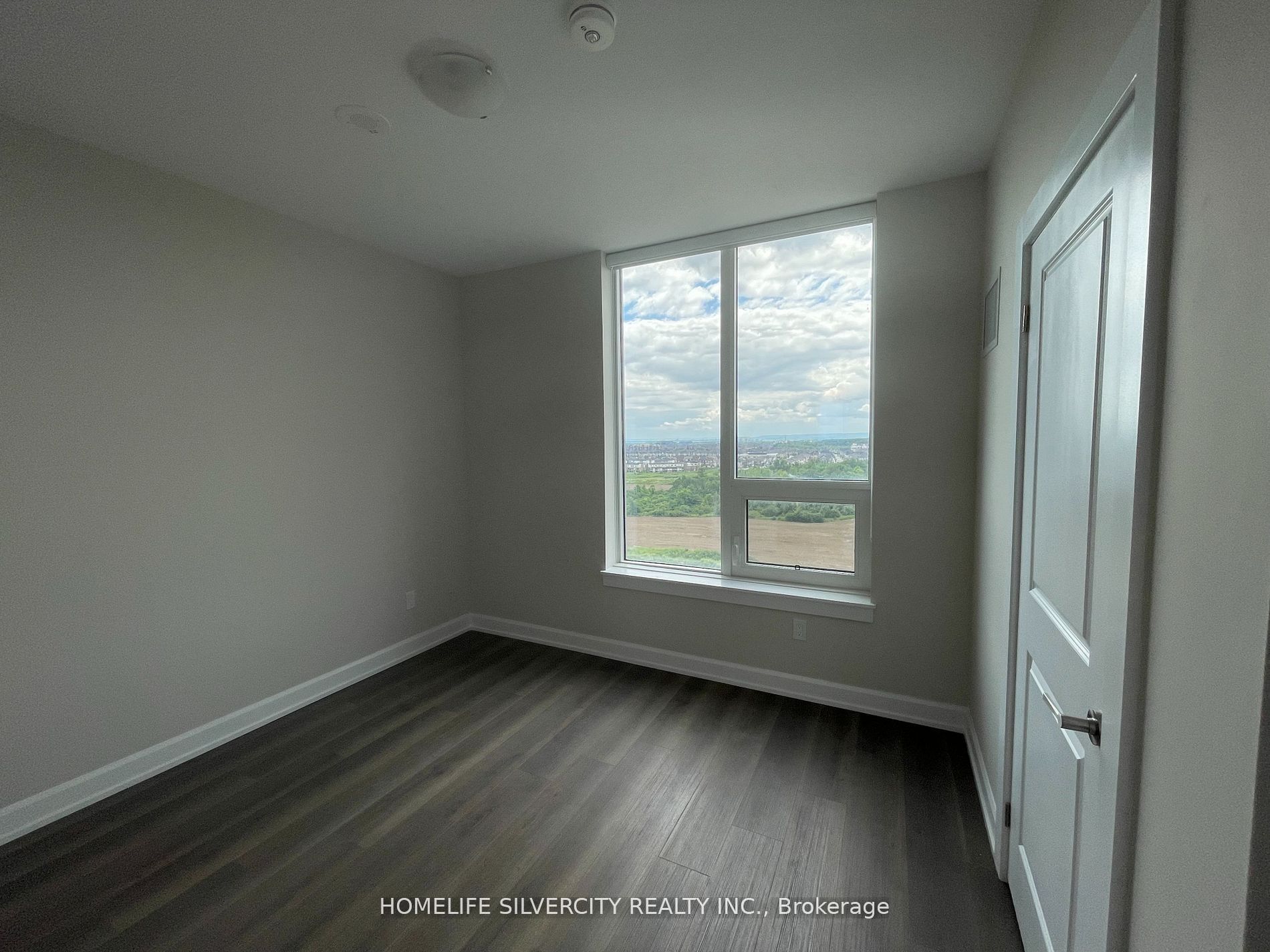 Additional image 4 of 1210-3220 William Coltson Avenue, Oakville, ON, L6H 7C2