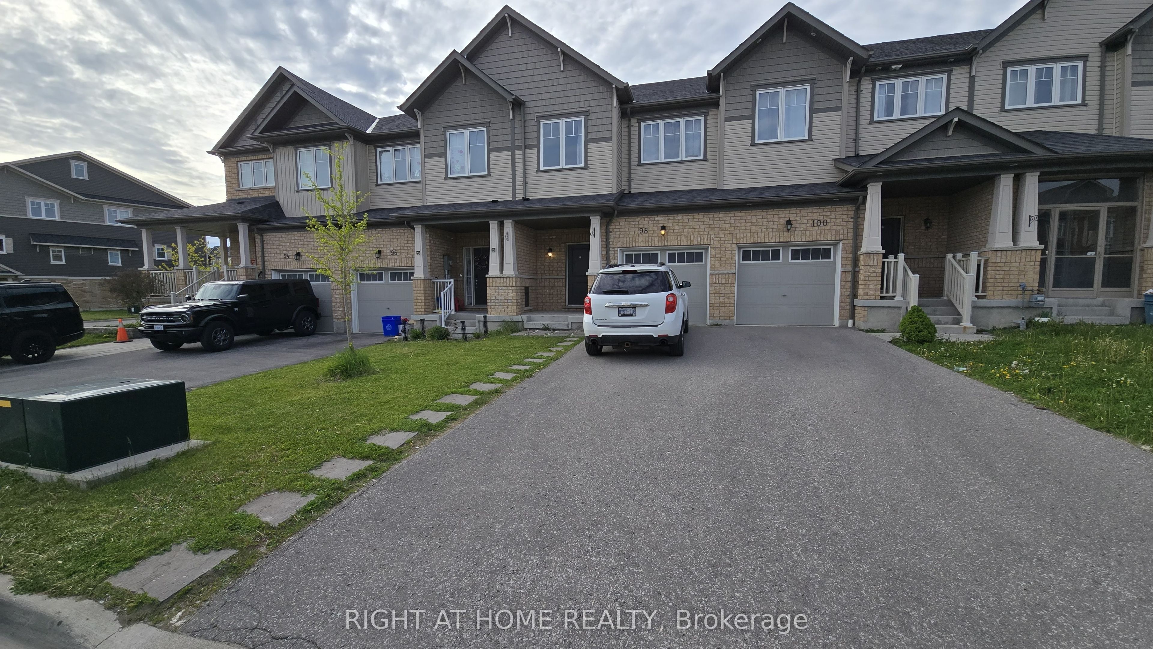 Additional image 2 of 98 Nearco Gate, Oshawa, ON, L1L 0J5