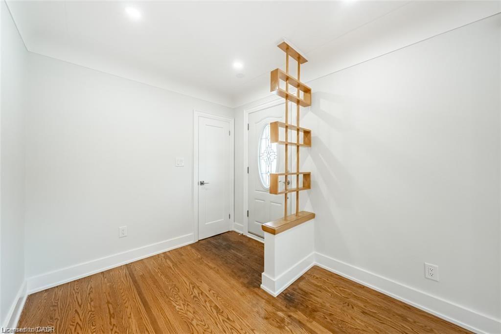 Additional image 5 of Upper-172 Fennell Avenue E, Hamilton, ON, L9A 1S3