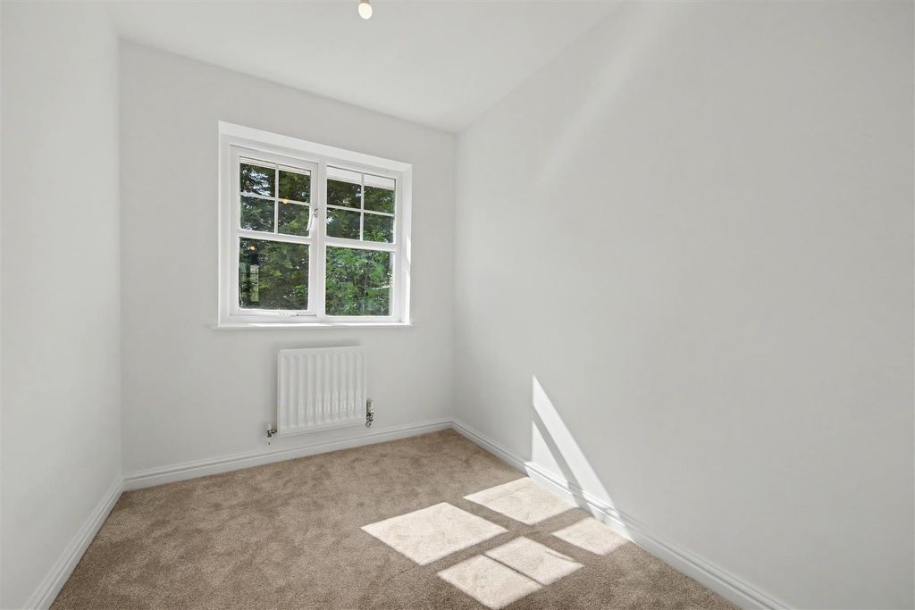 Additional image 8 of 3 bed semi-detached house for saleFielders Way, Shenley WD7