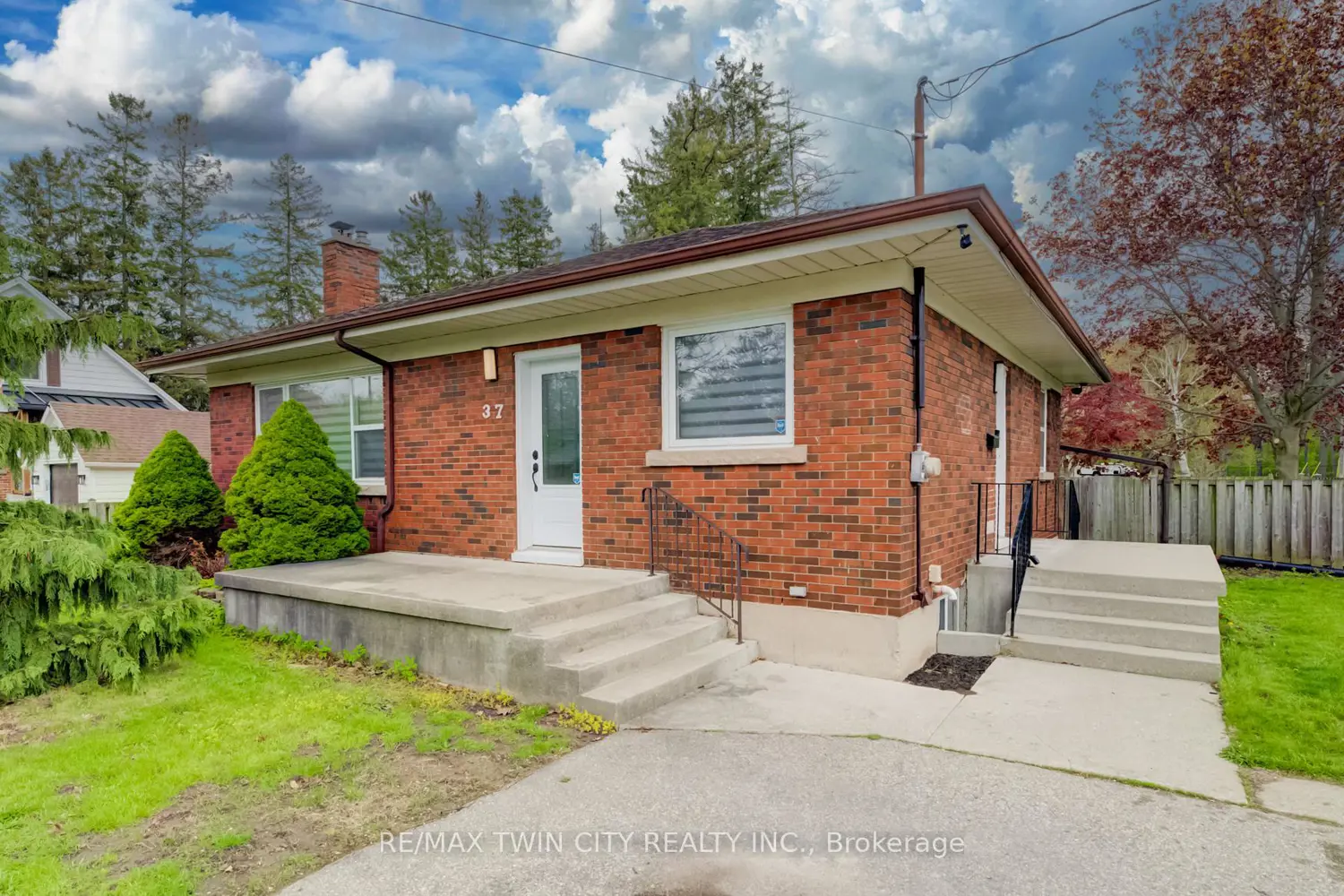 37 Glenwood Drive