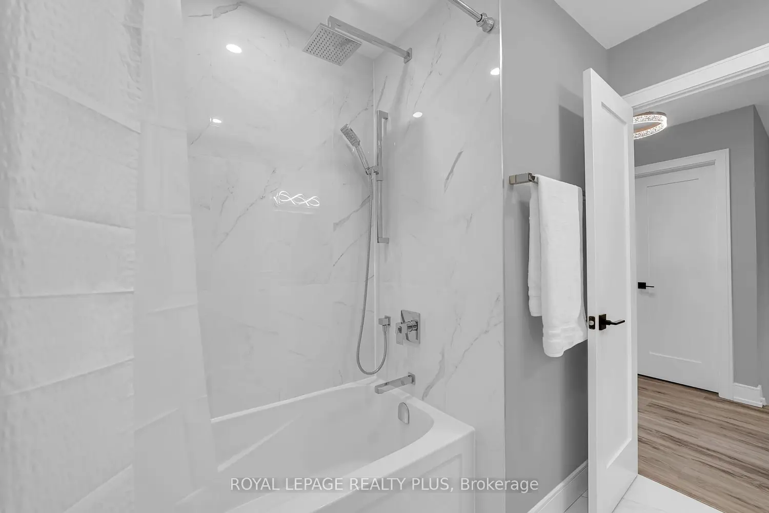 Additional image 17 of 1755 Rathburn Road 39