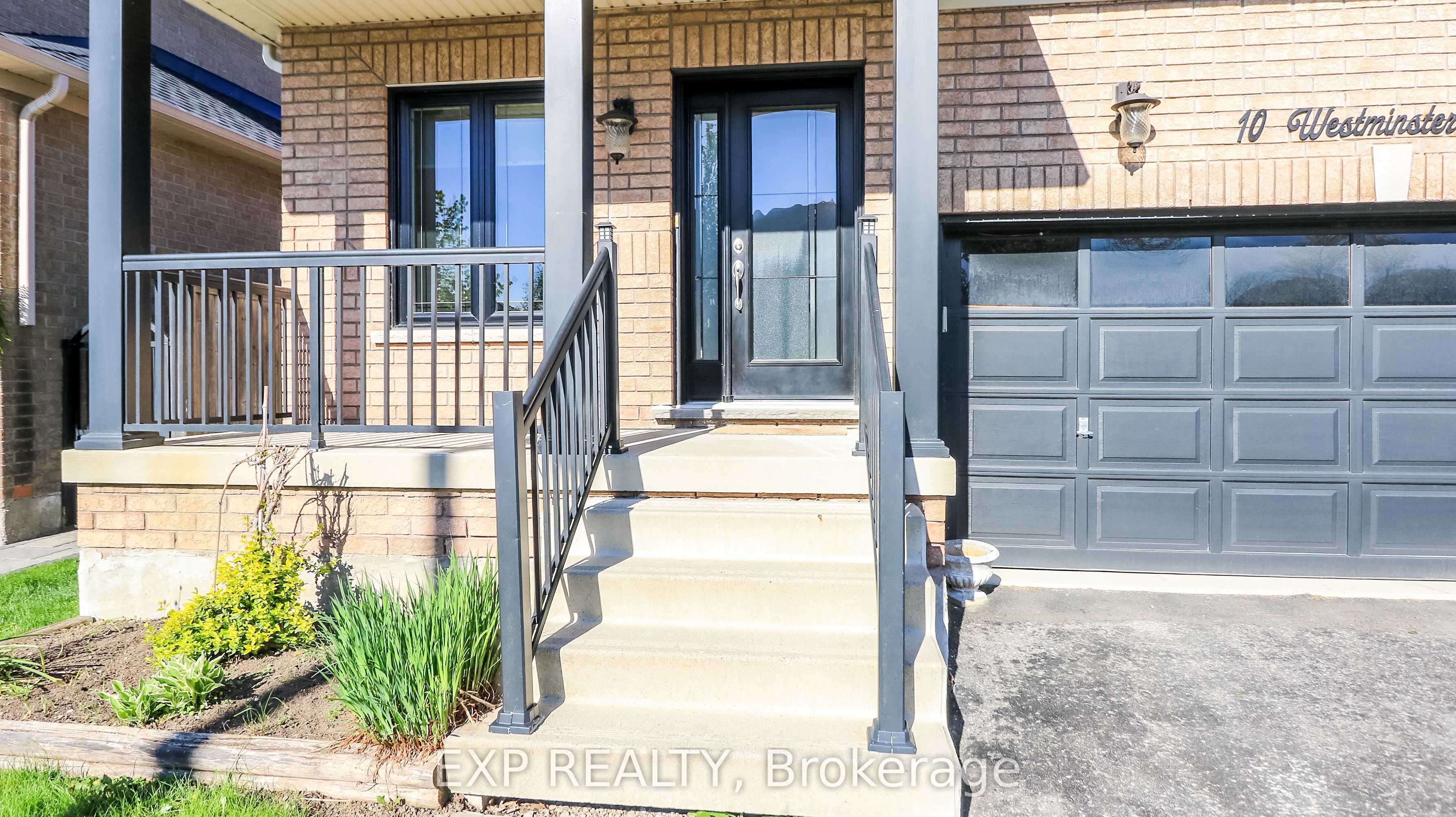 Additional image 2 of 10 Westminster Circle, Barrie, ON, L4M 0A3