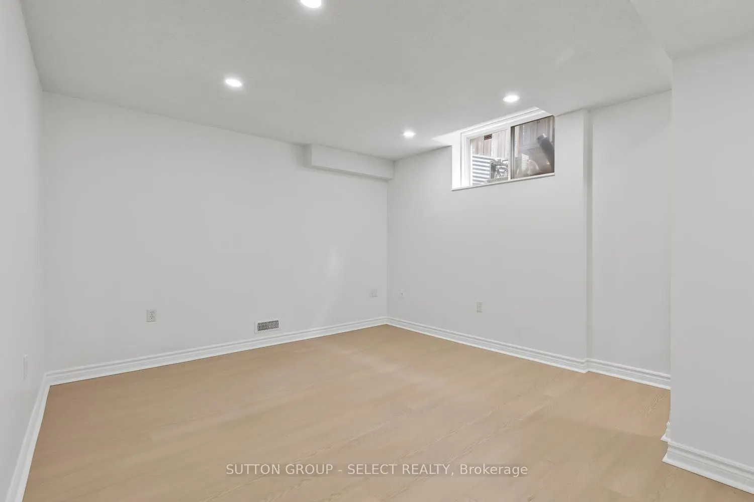 Additional image 19 of 176 Buttercup Court