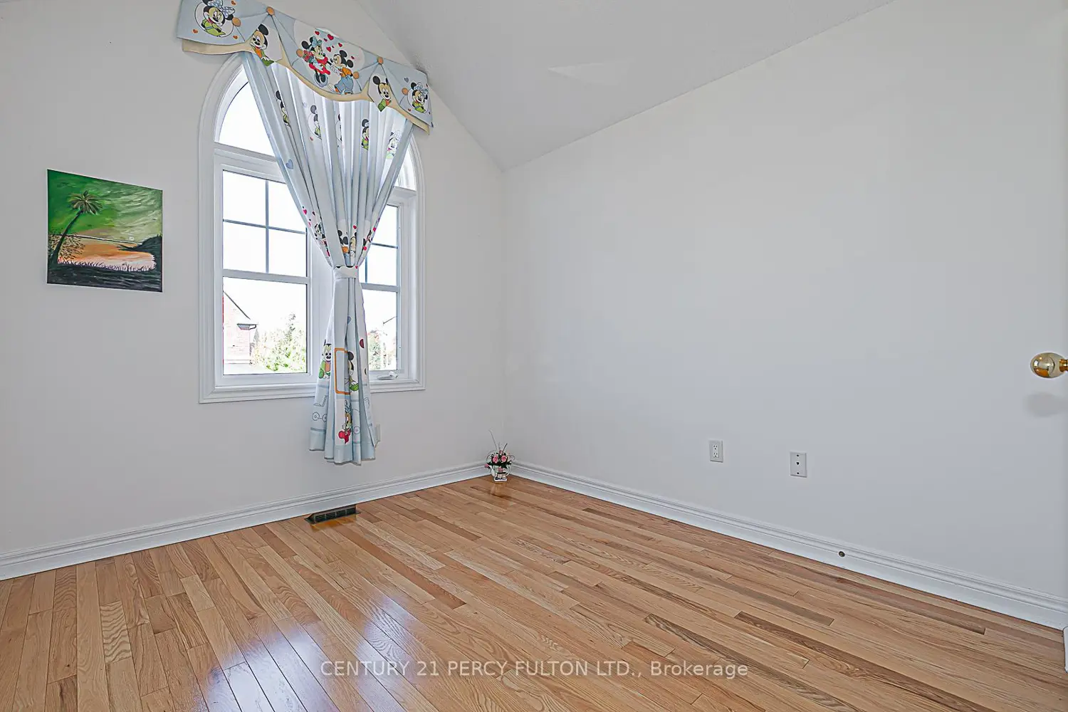 Additional image 12 of 23 Princess Diana Drive