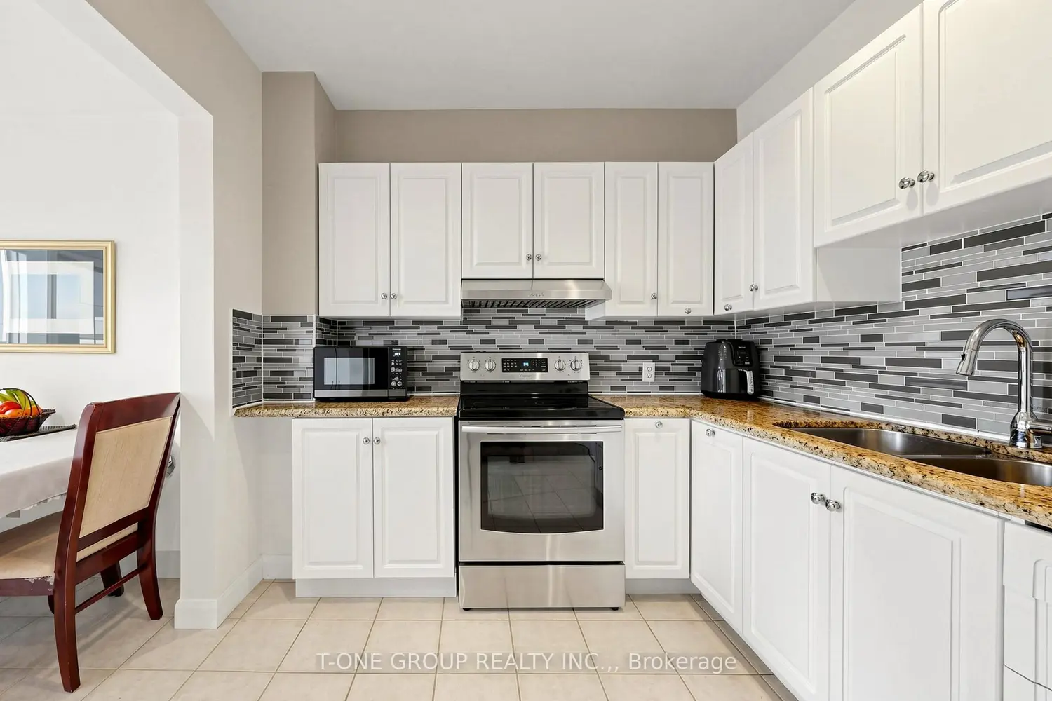 Additional image 7 of 41 Madelaine Avenue