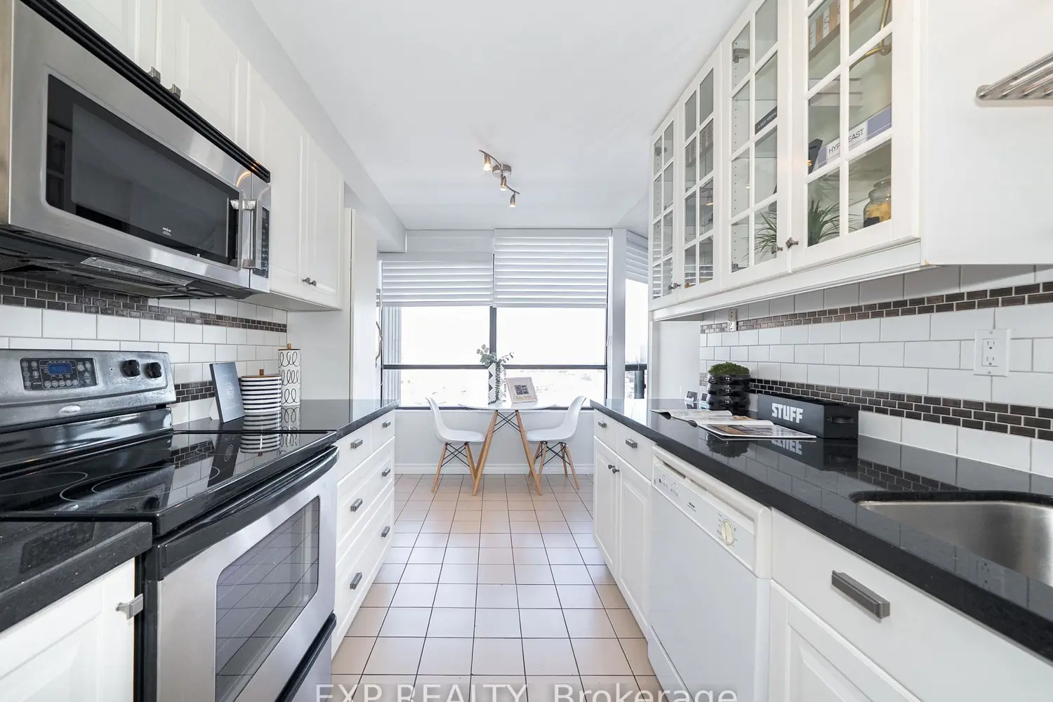 Additional image 8 of 7420 Bathurst Street 1602