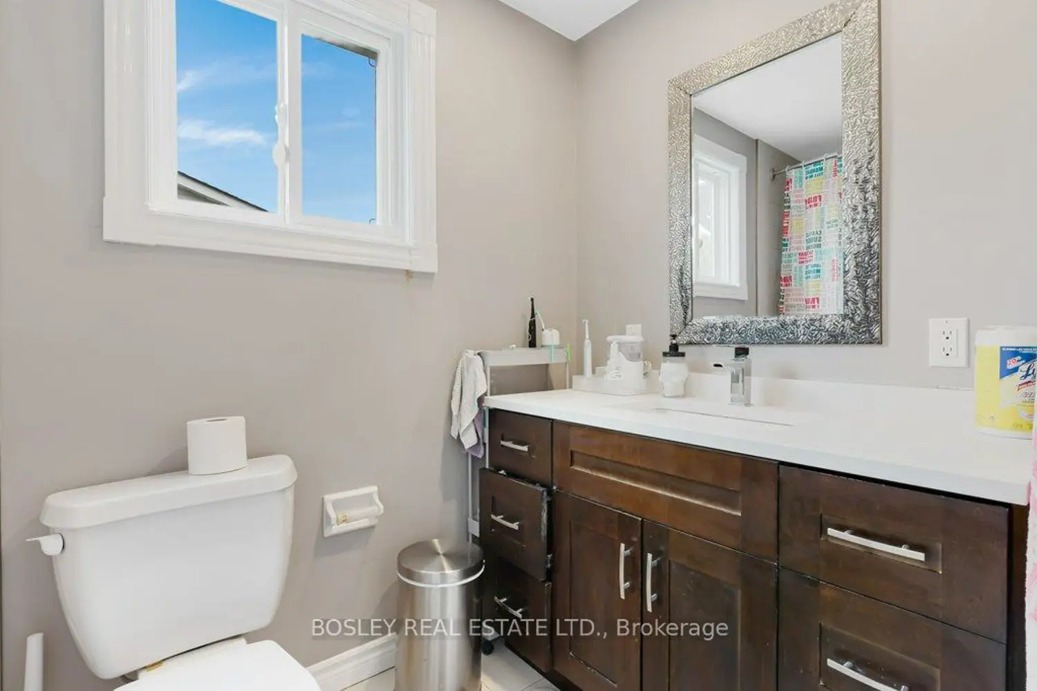 Additional image 11 of 33 Meadow Woods Crescent