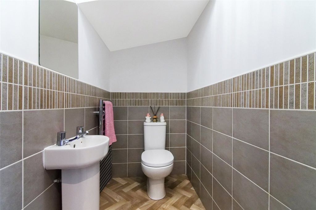 Additional image 13 of 3 bed terraced house for saleCrunes Way, Greenock, Inverclyde PA15