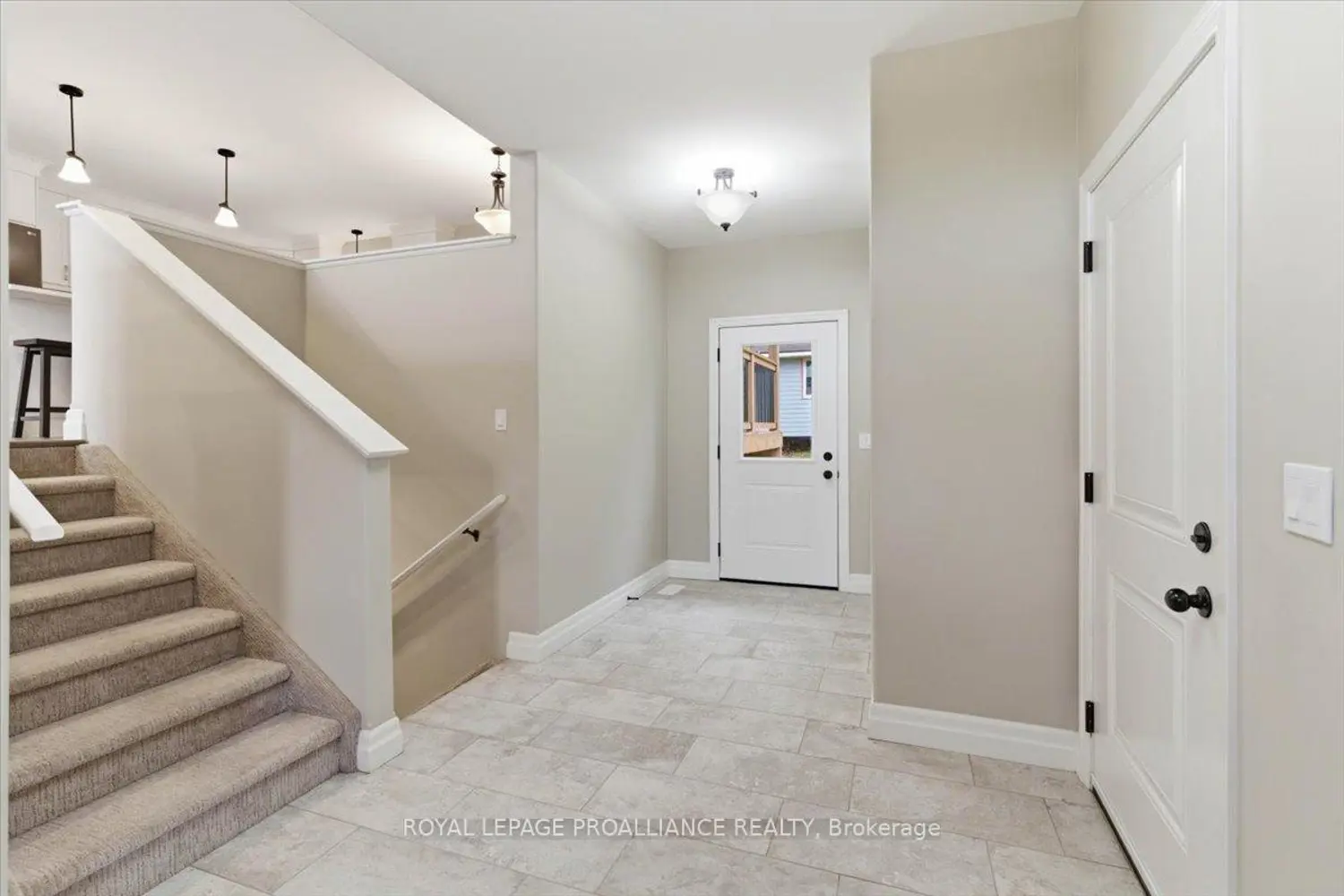 Additional image 3 of 70 Livingwood Crescent