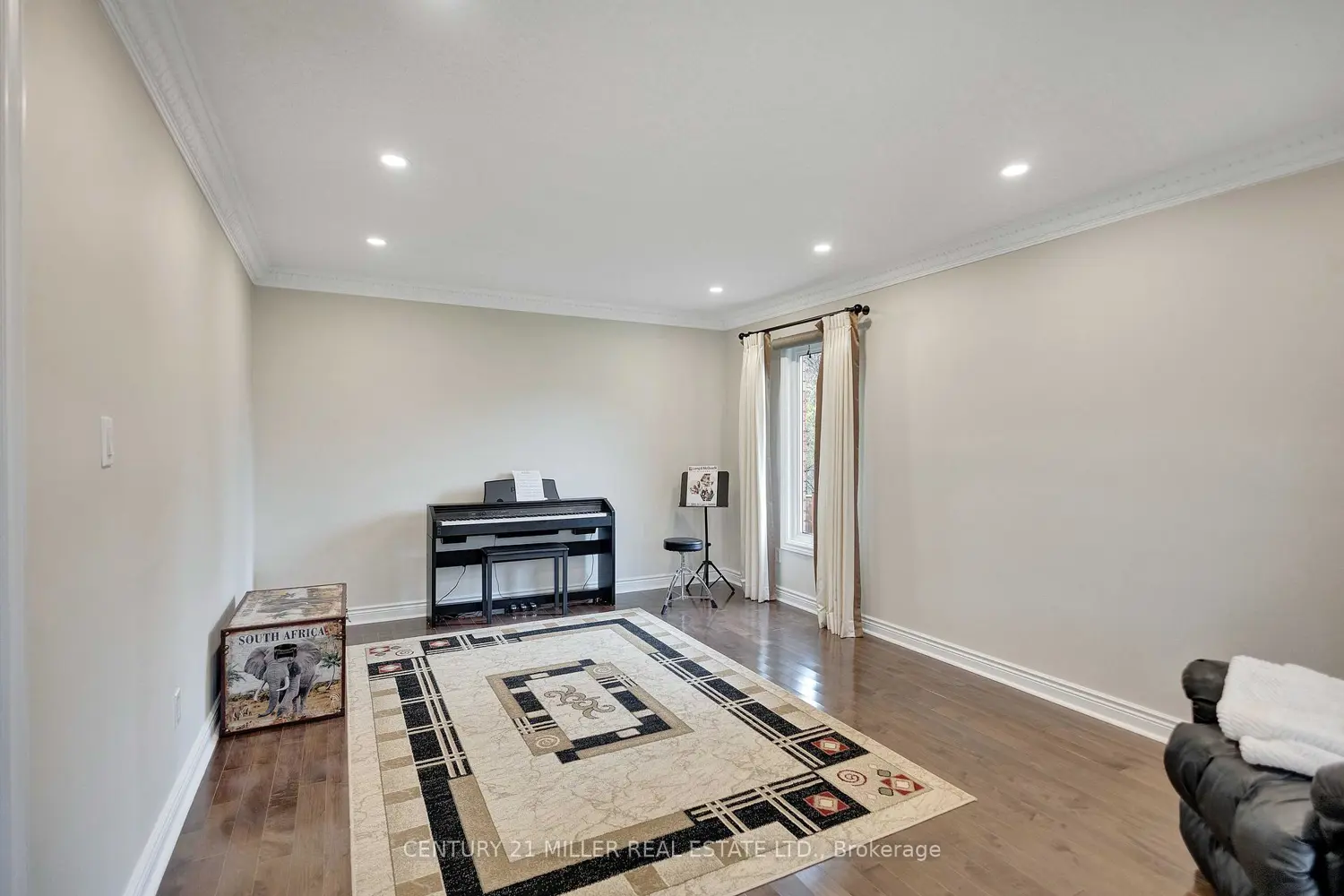 Additional image 4 of 1398 Winterberry Drive