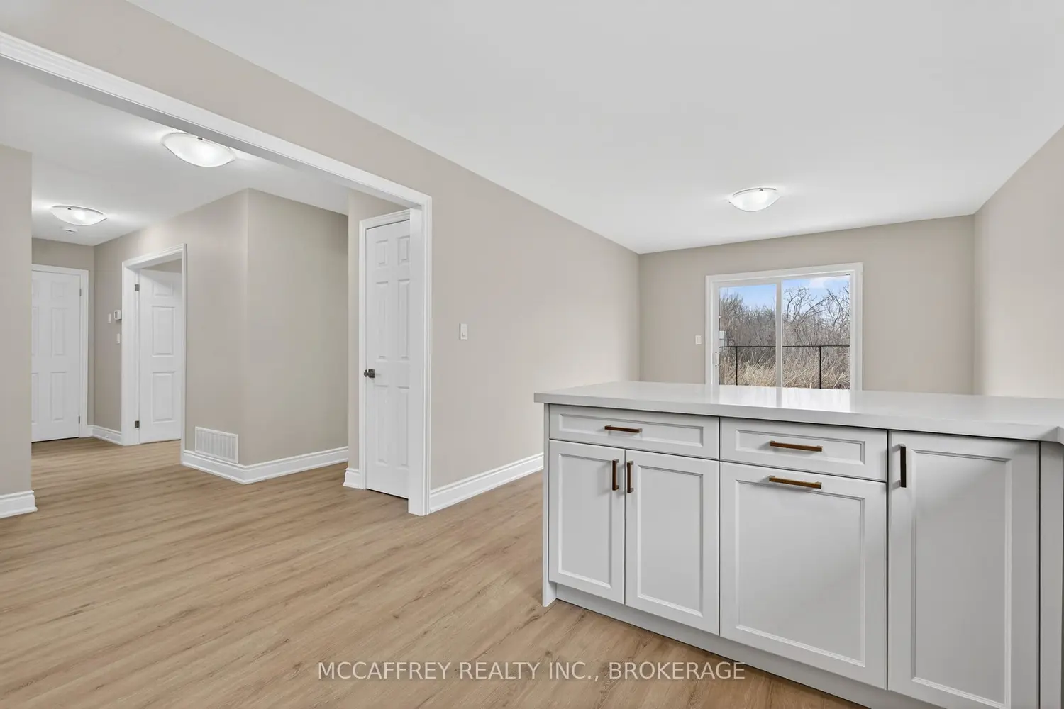 Additional image 8 of 25 Kanvers Way