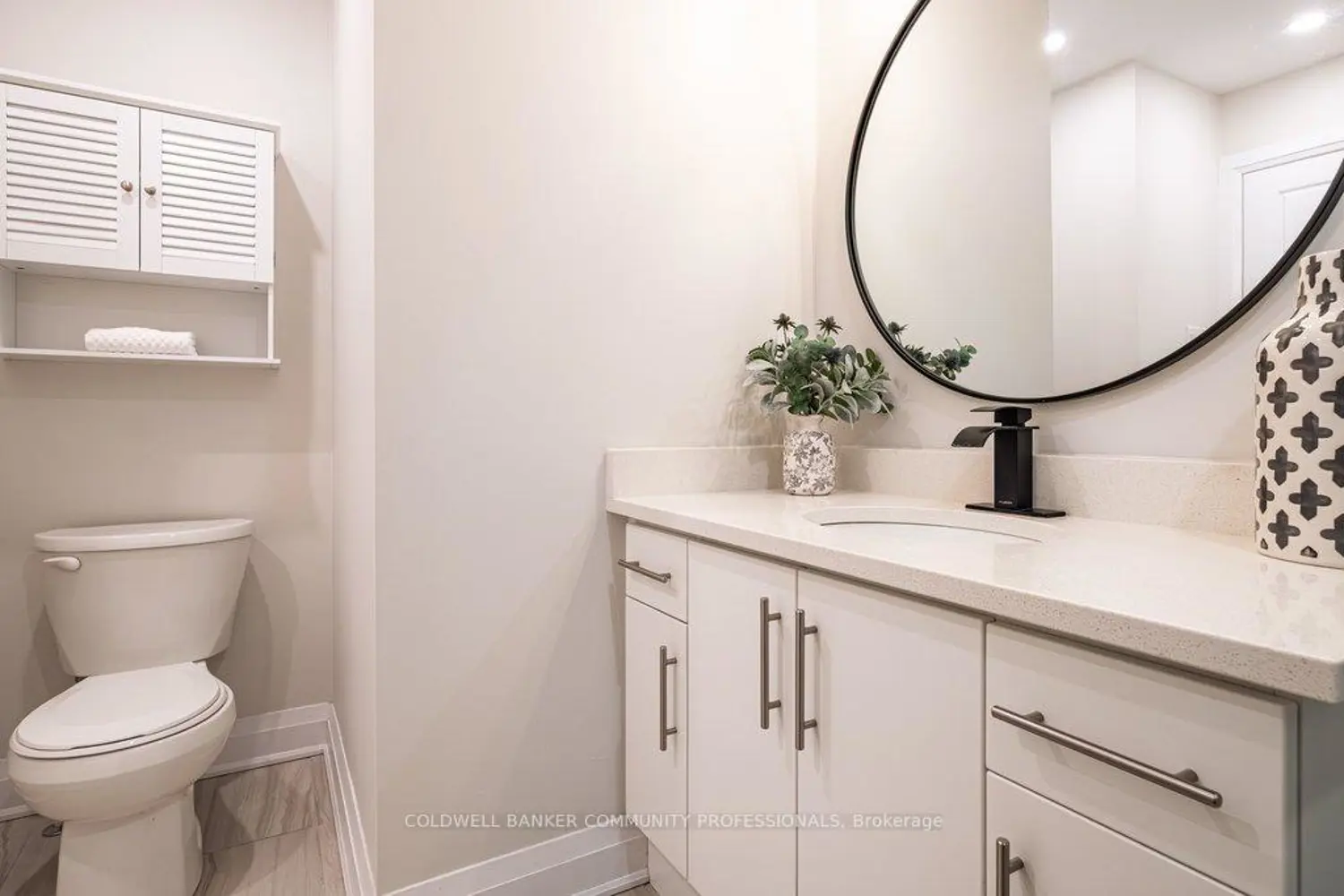 Additional image 10 of 12 Blanshard Street 202