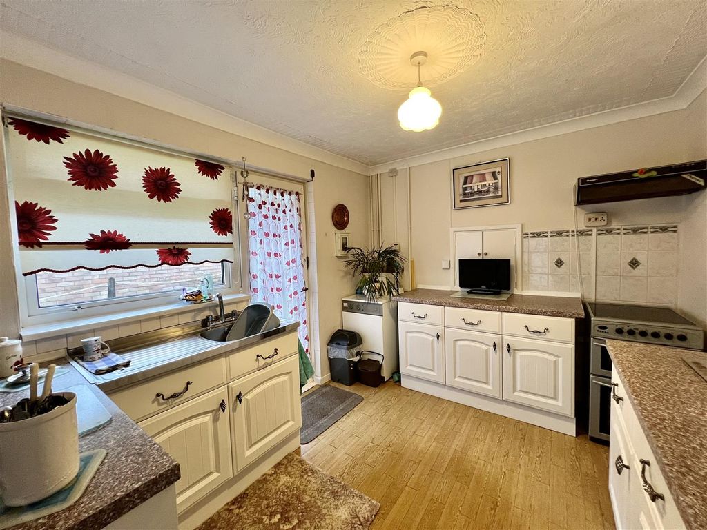 Additional image 3 of 2 bed detached bungalow for saleGrove Hill Park, Gorslas, Llanelli SA14