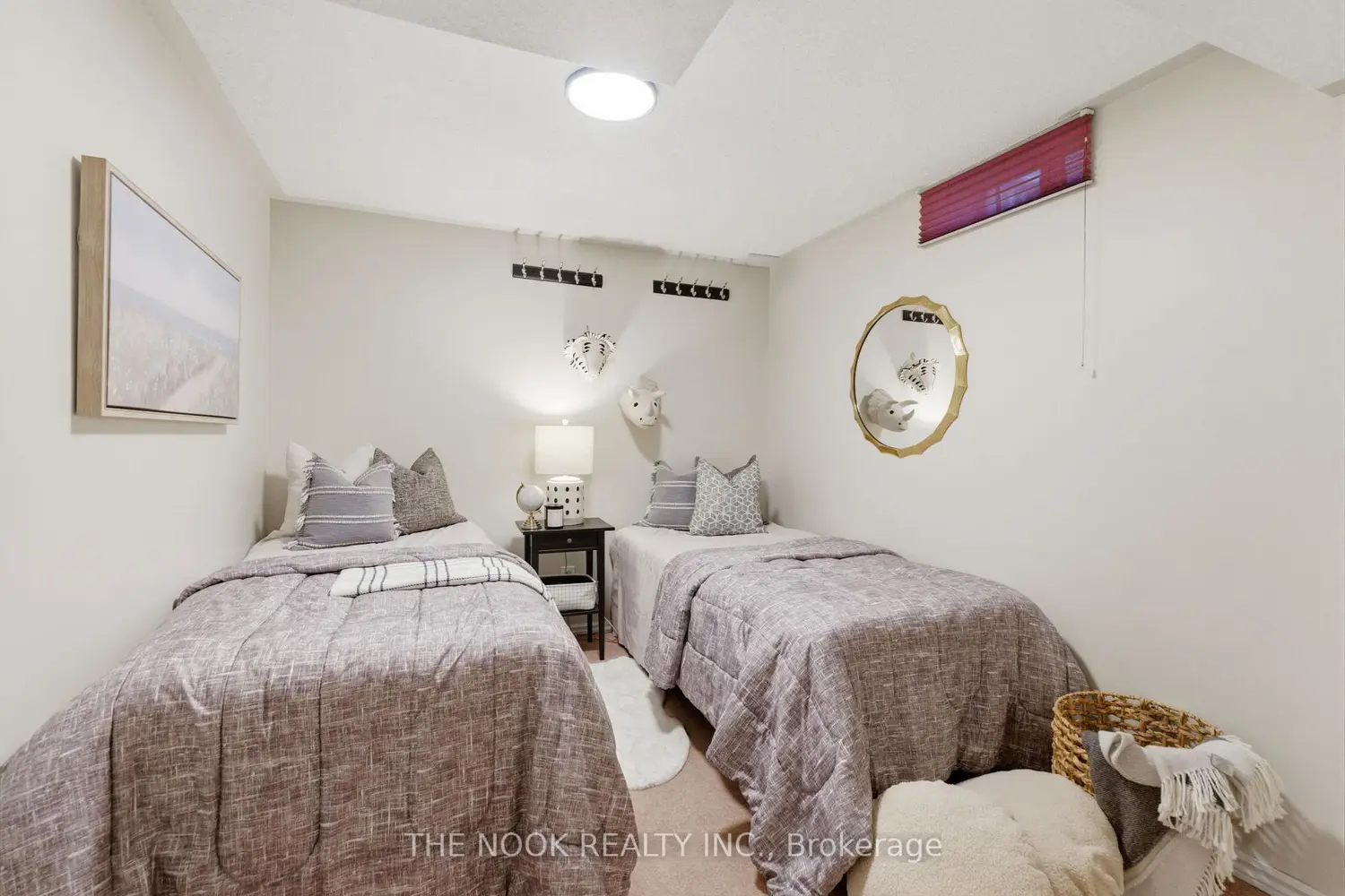 Additional image 12 of 1139 Ridgemount Boulevard