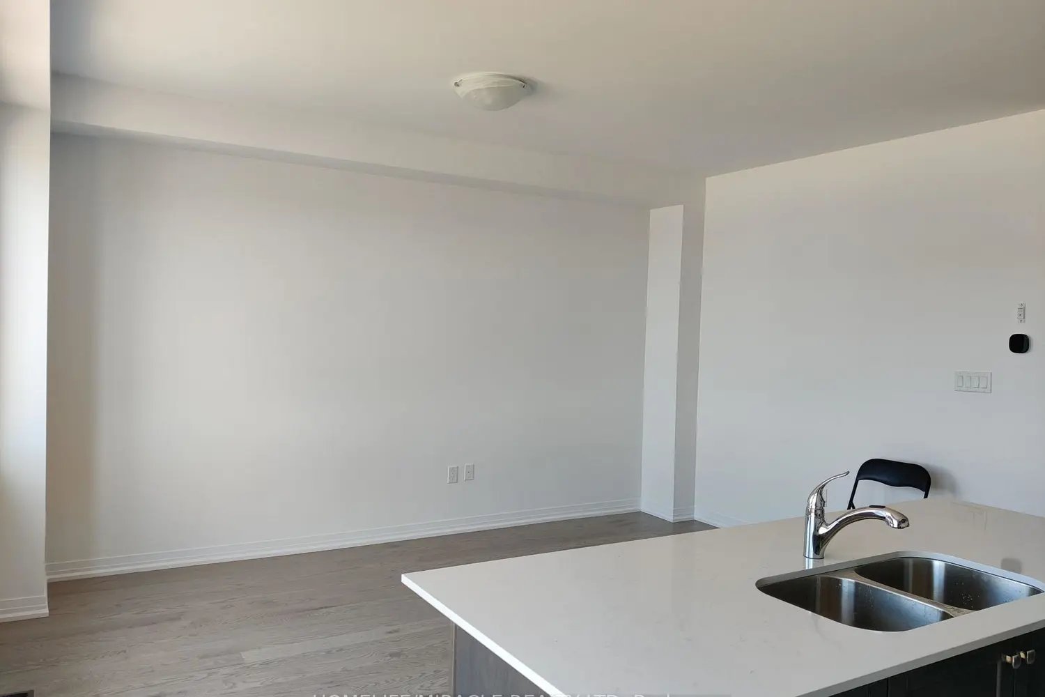 451 Jack Wilford Way photo 5
