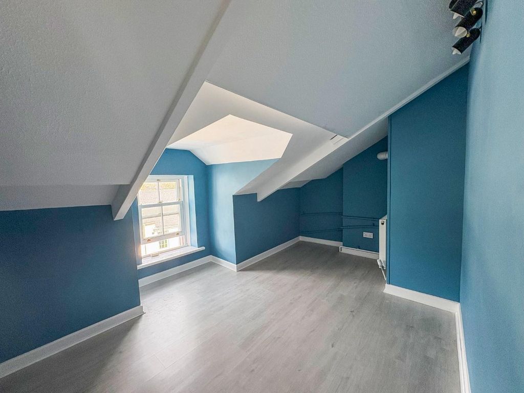 Additional image 6 of 2 bed flat to rentNewcastle Hill, Bridgend CF31