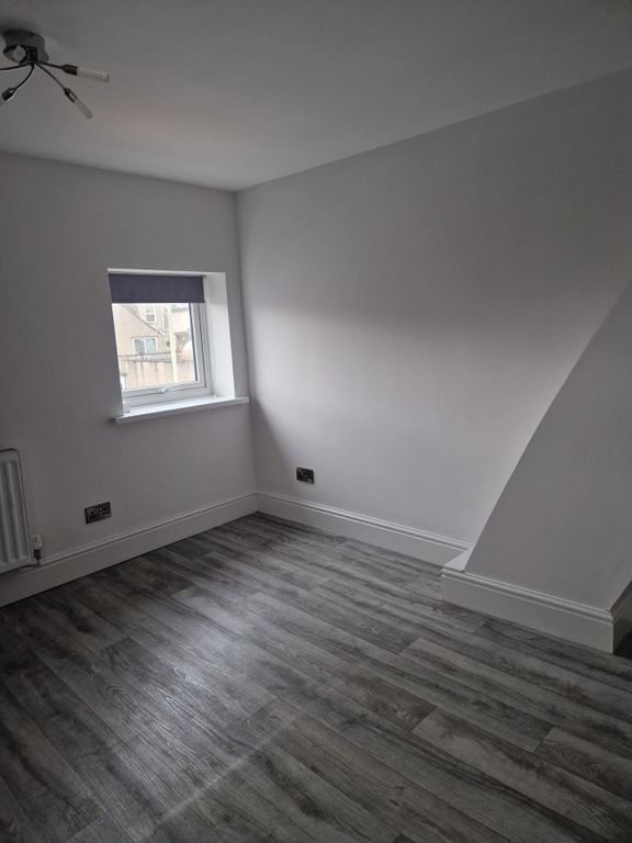 Additional image 10 of 1 bed flat to rentMary Street, Porthcawl CF36
