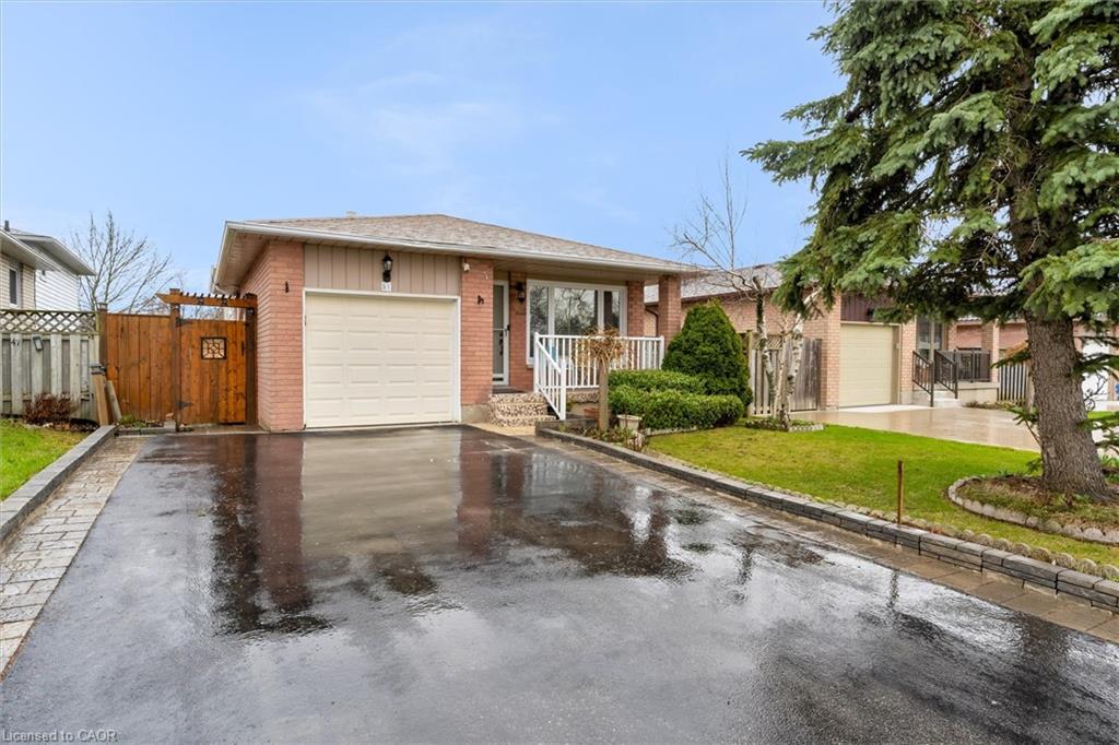 51 Independence Drive, Hamilton, ON, L8W 3C3