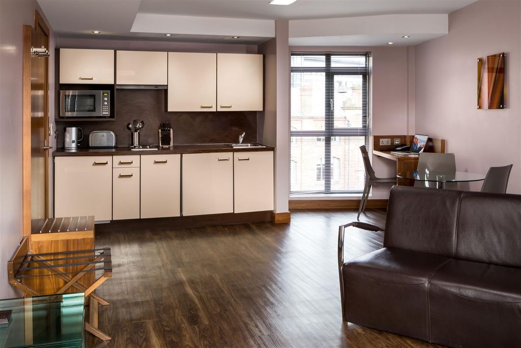 Additional image 2 of 1 bed flat to rentRoomzzz City - Liberty, Leeds LS1