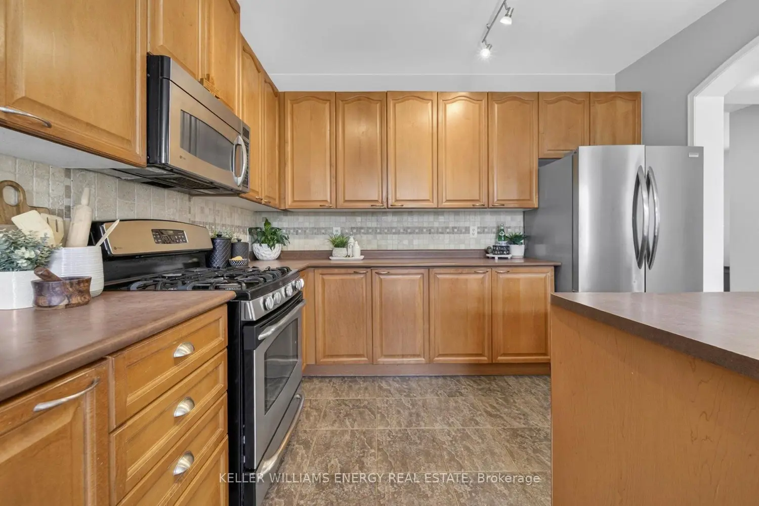 Additional image 7 of 105 Woodbine Place