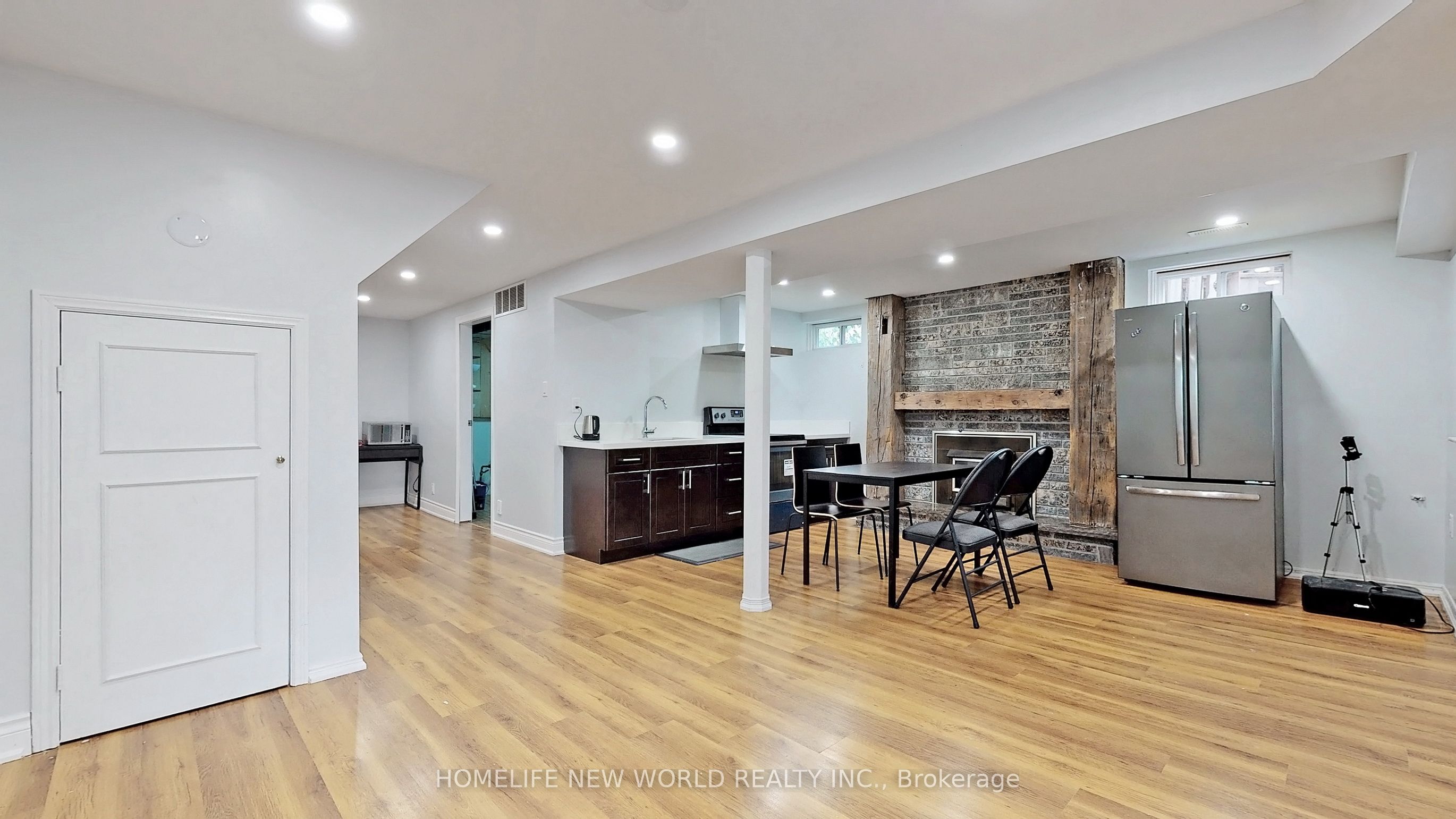 Additional image 3 of Lower-3954 Selkirk Place, Mississauga, ON, L5L 3L5