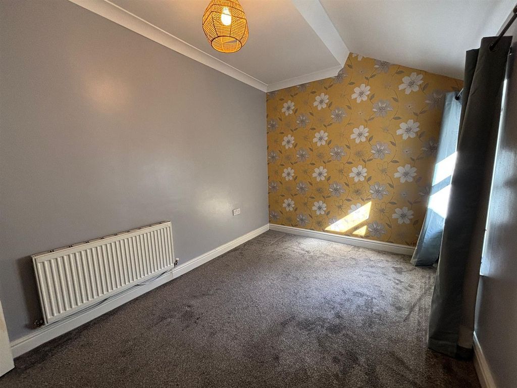 Additional image 5 of 1 bed flat to rentOxford Street, Mountain Ash CF45