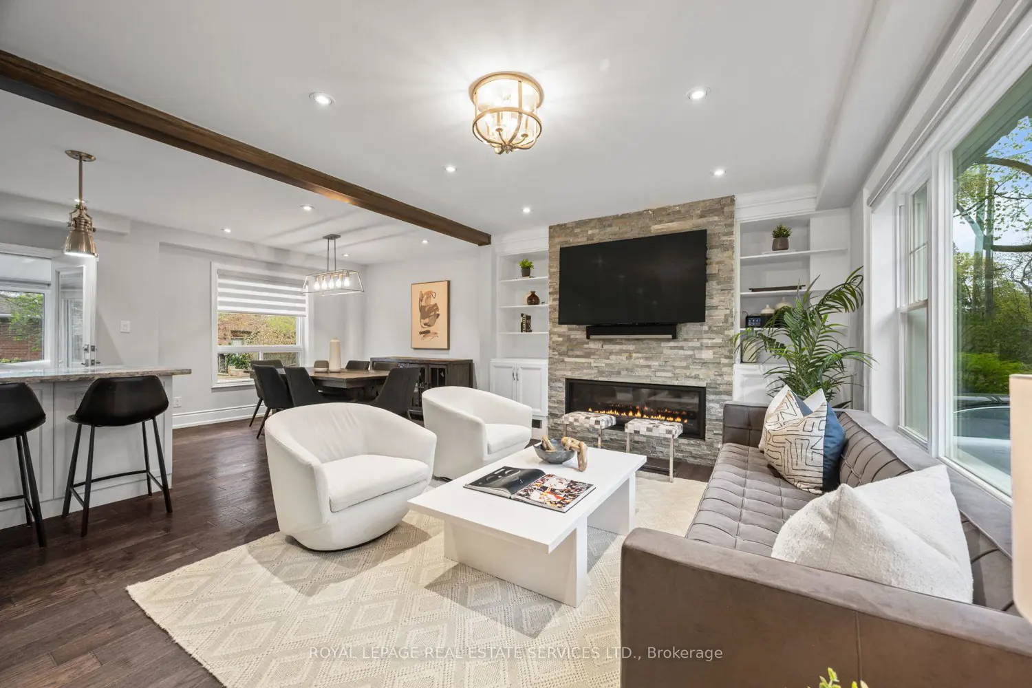 10 Glenellen Drive photo 2