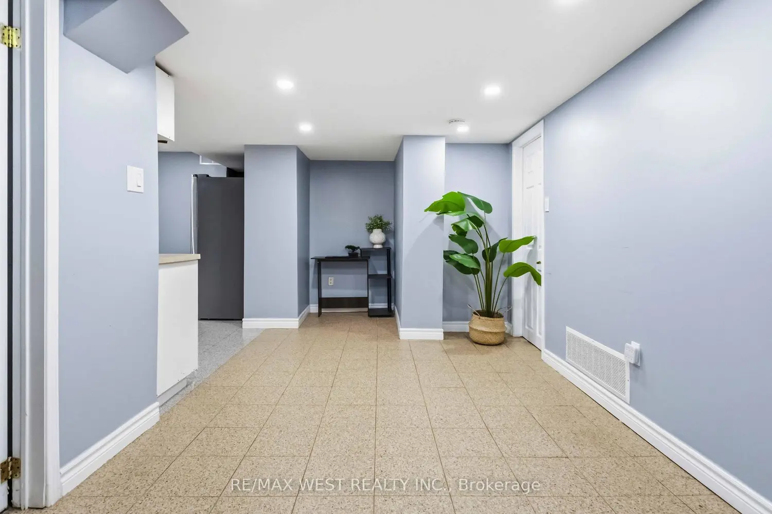 Additional image 16 of 23 Gloria Crescent