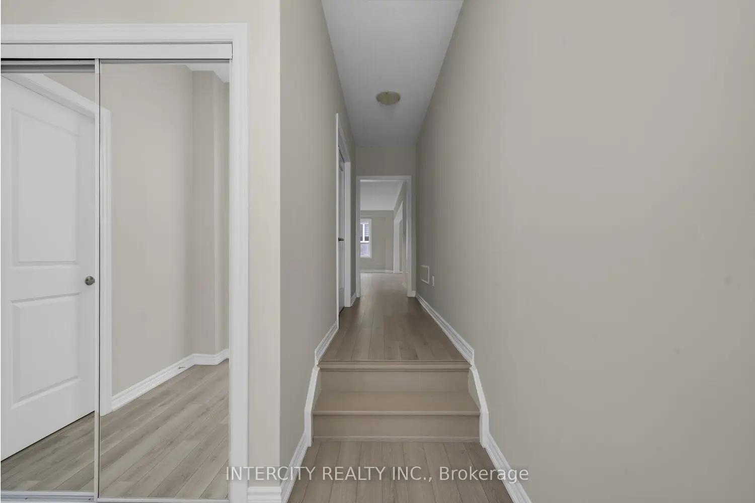 Additional image 4 of 74 Molozzi Street