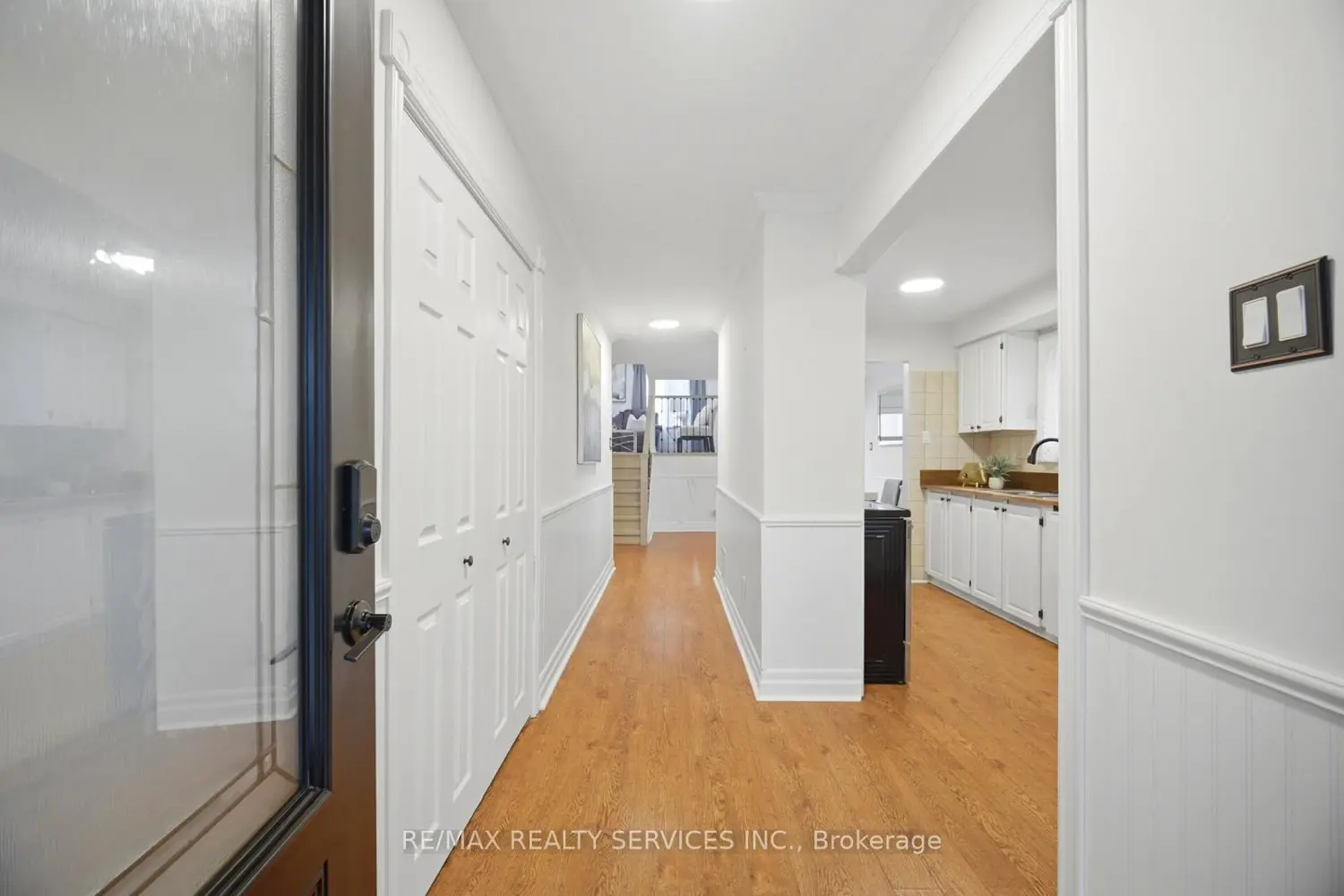 Additional image 3 of 24 Foxacre Row