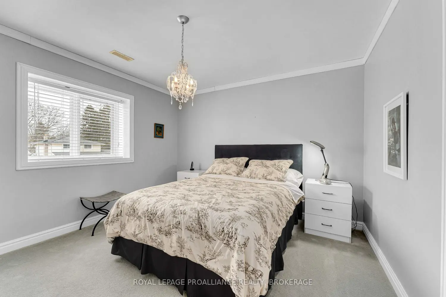 Additional image 13 of 907 Brodie Avenue