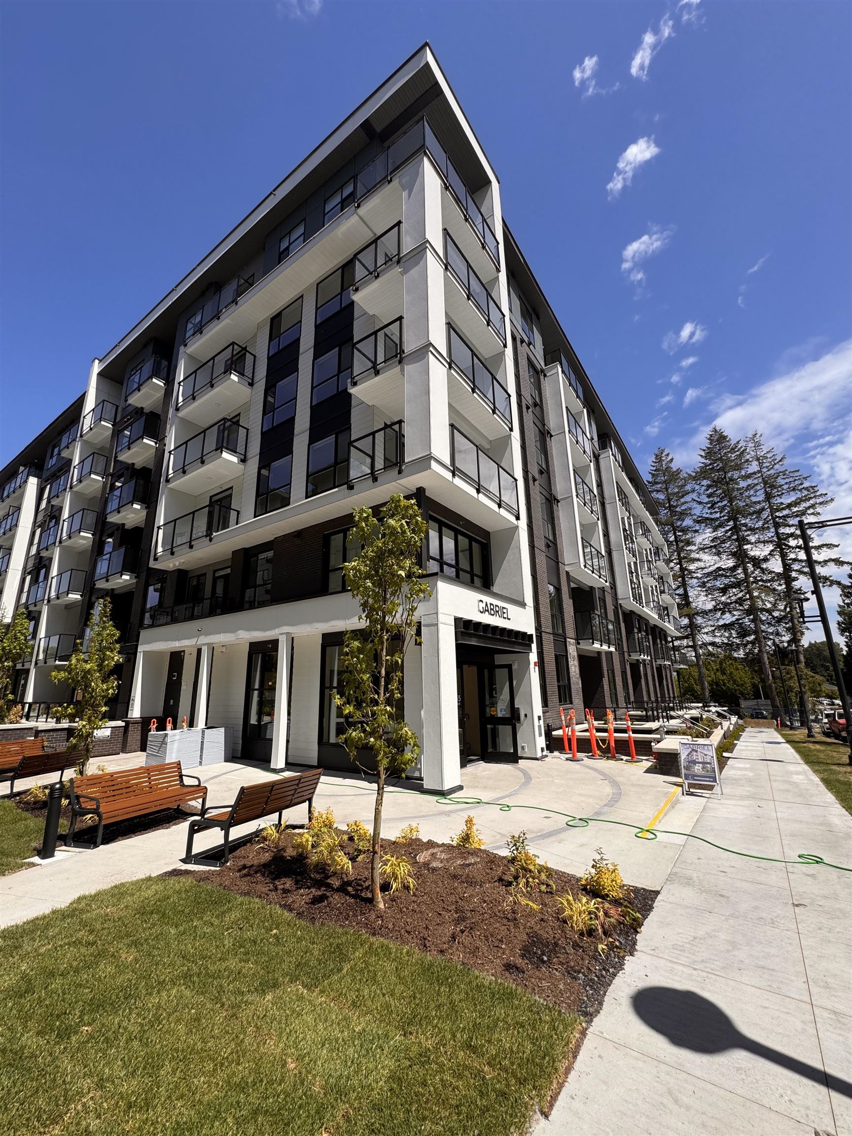Additional image 2 of 303-13455 94a Avenue, Surrey, BC, V3V 0H3