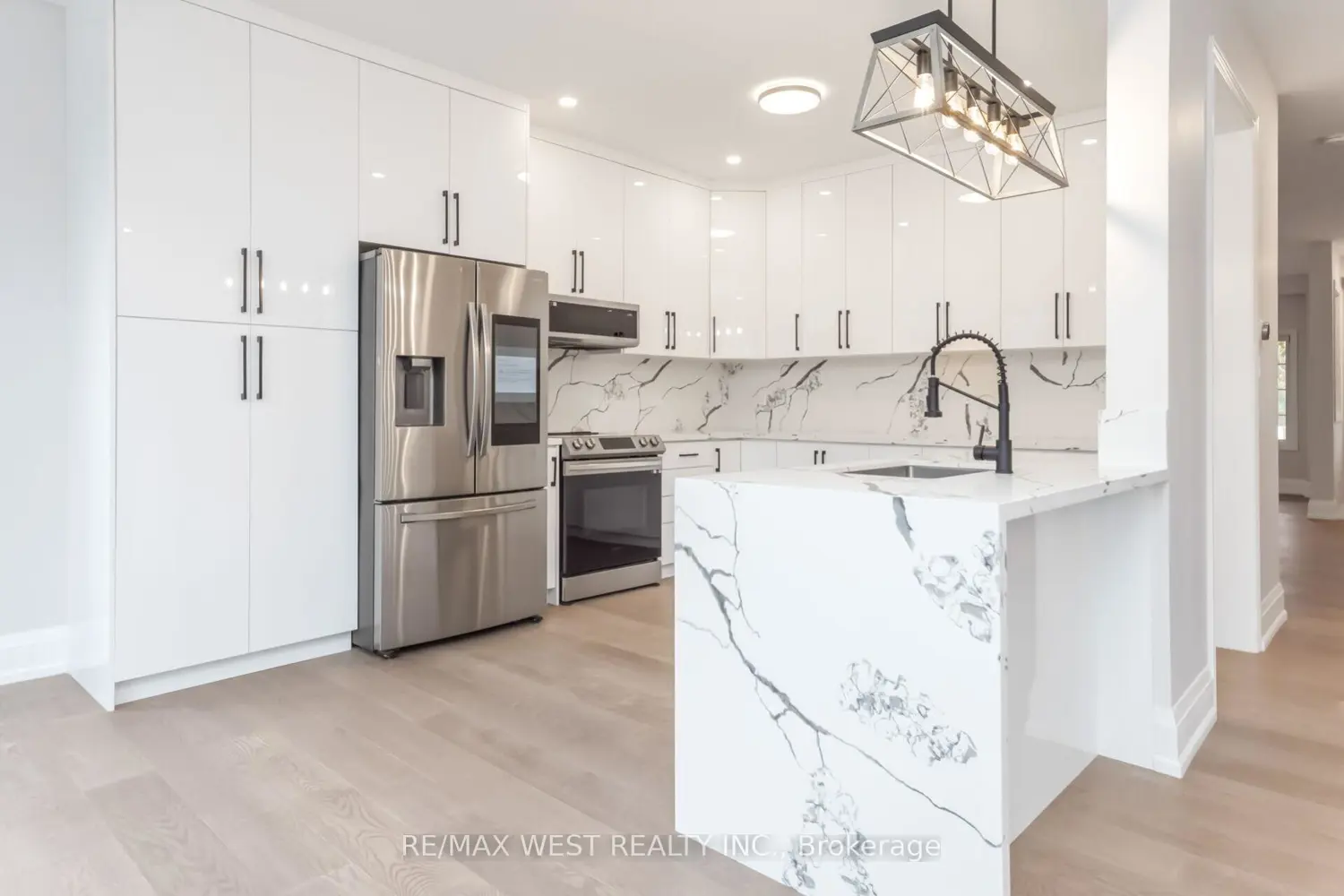 Additional image 6 of 5843 Rainspring Drive