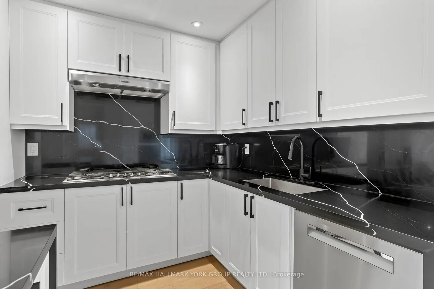 Additional image 5 of 459 Sandford Street