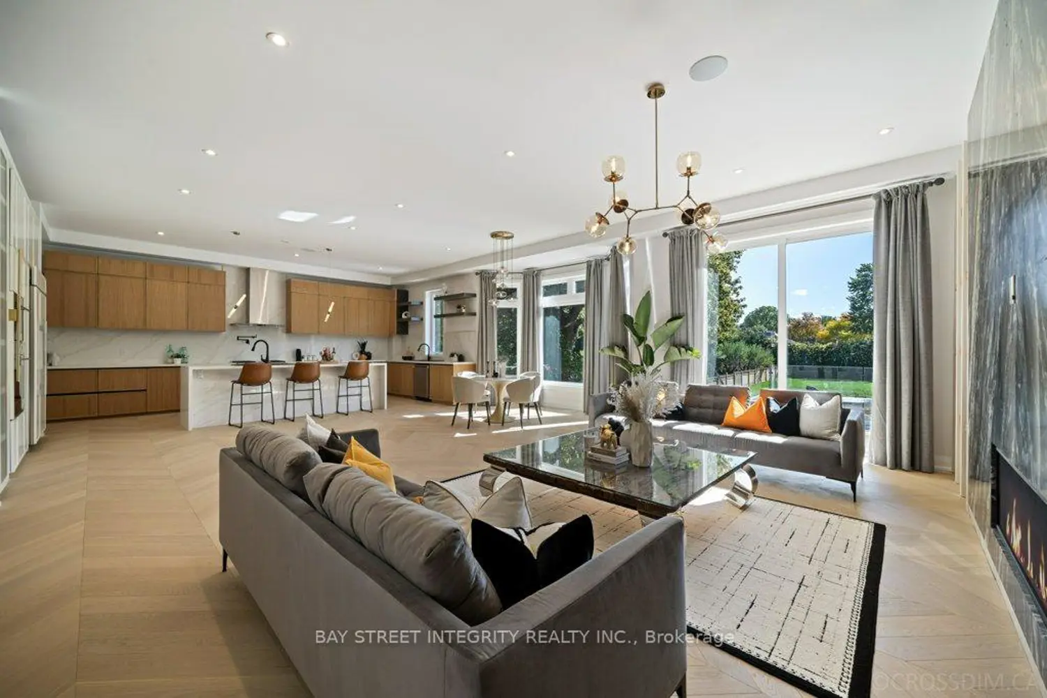 207 Ellerslie Avenue photo 3