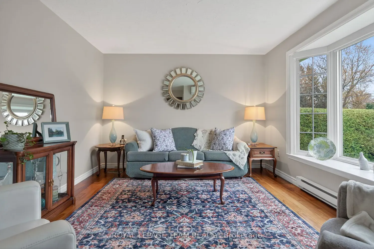 1509 Mayrene Crescent photo 2