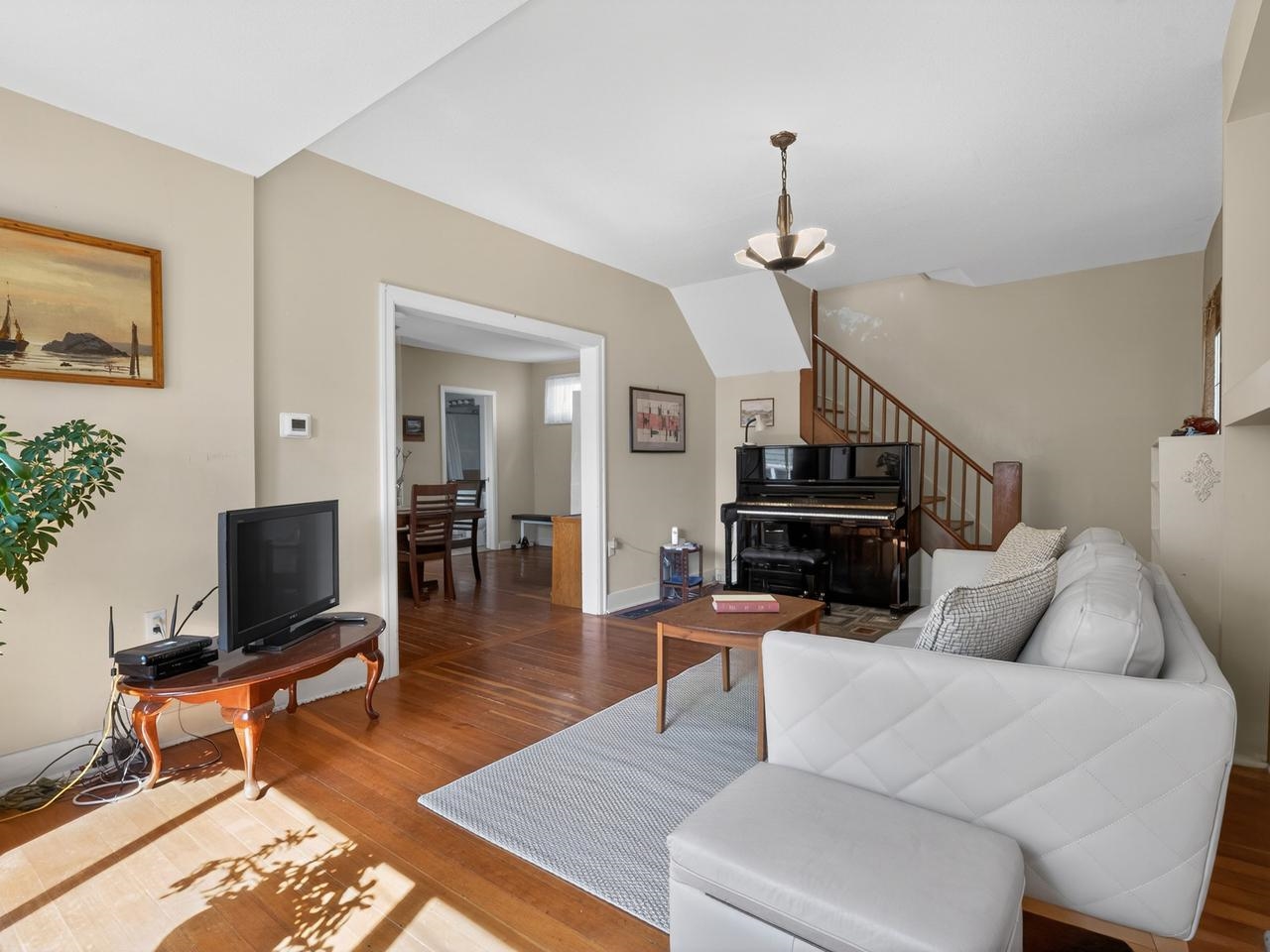 Additional image 3 of 836 Thirteenth Street, New Westminster, BC, V3M 4M9
