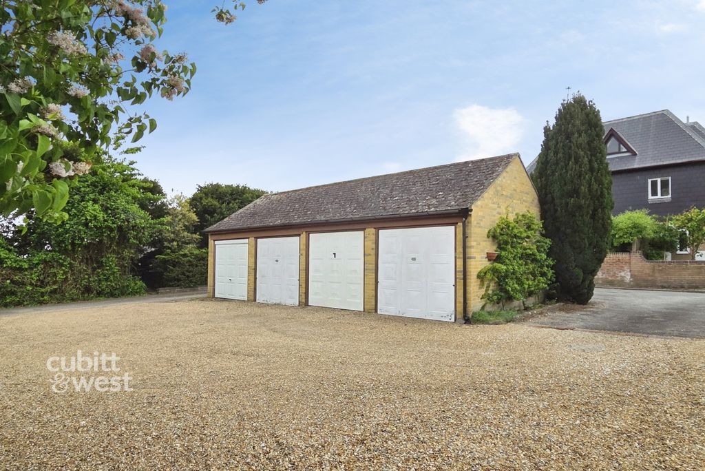 Additional image 11 of 2 bed flat to rentLondon Road, Arundel BN18