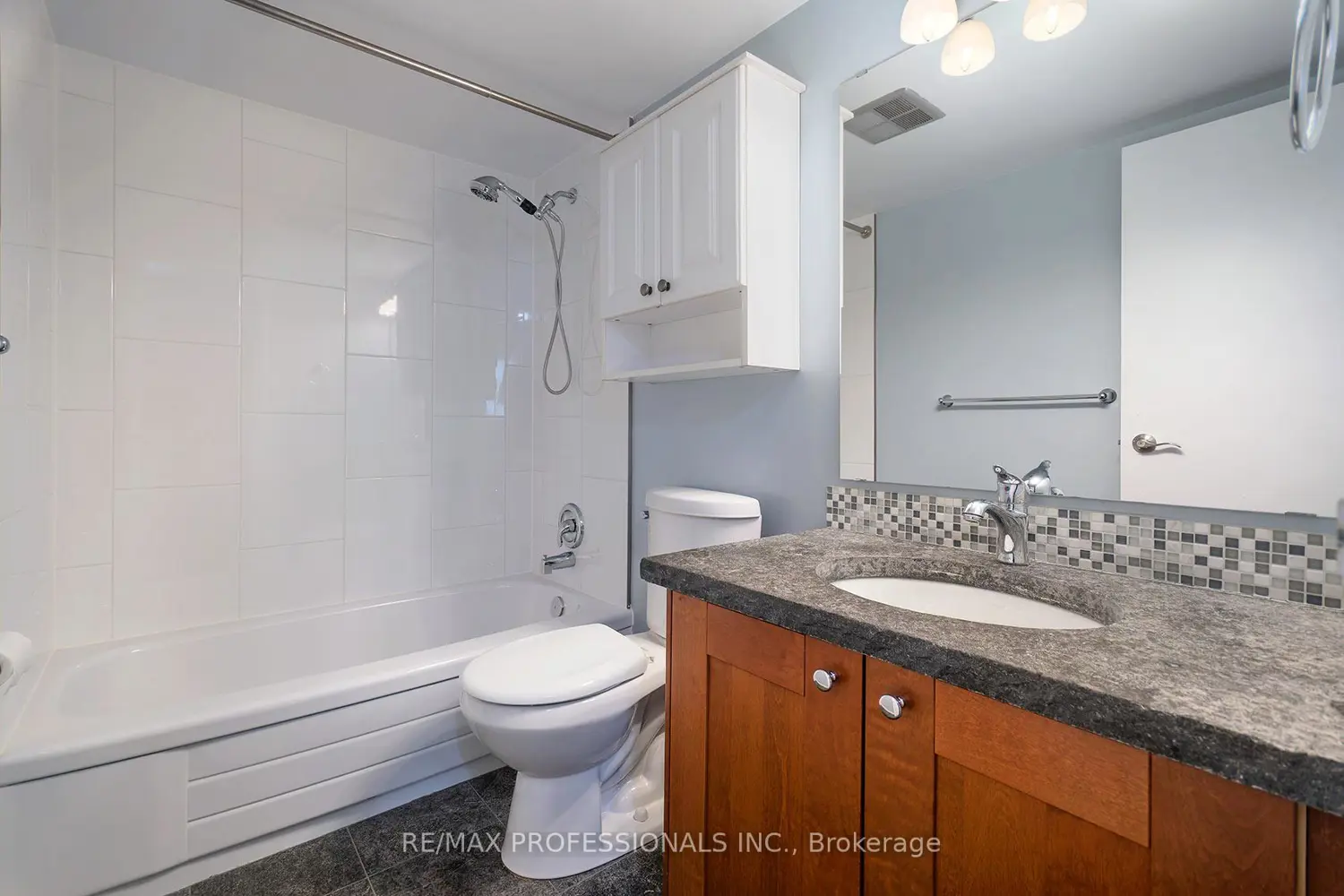 Additional image 18 of 812 Burnhamthorpe Road 1504