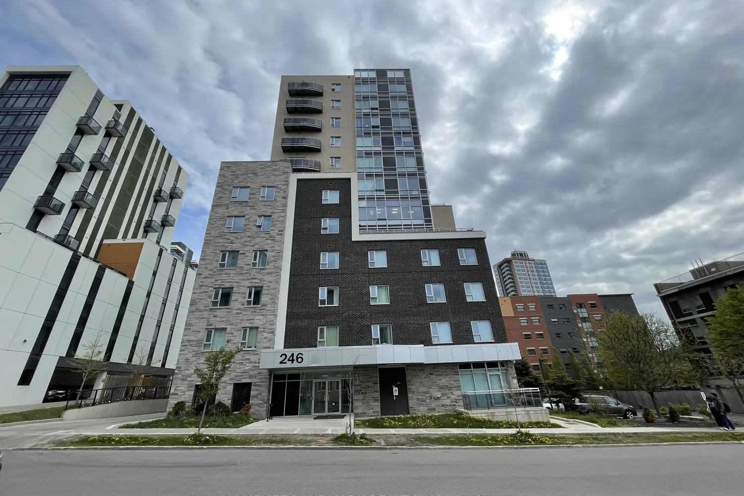 246 Lester Street 602