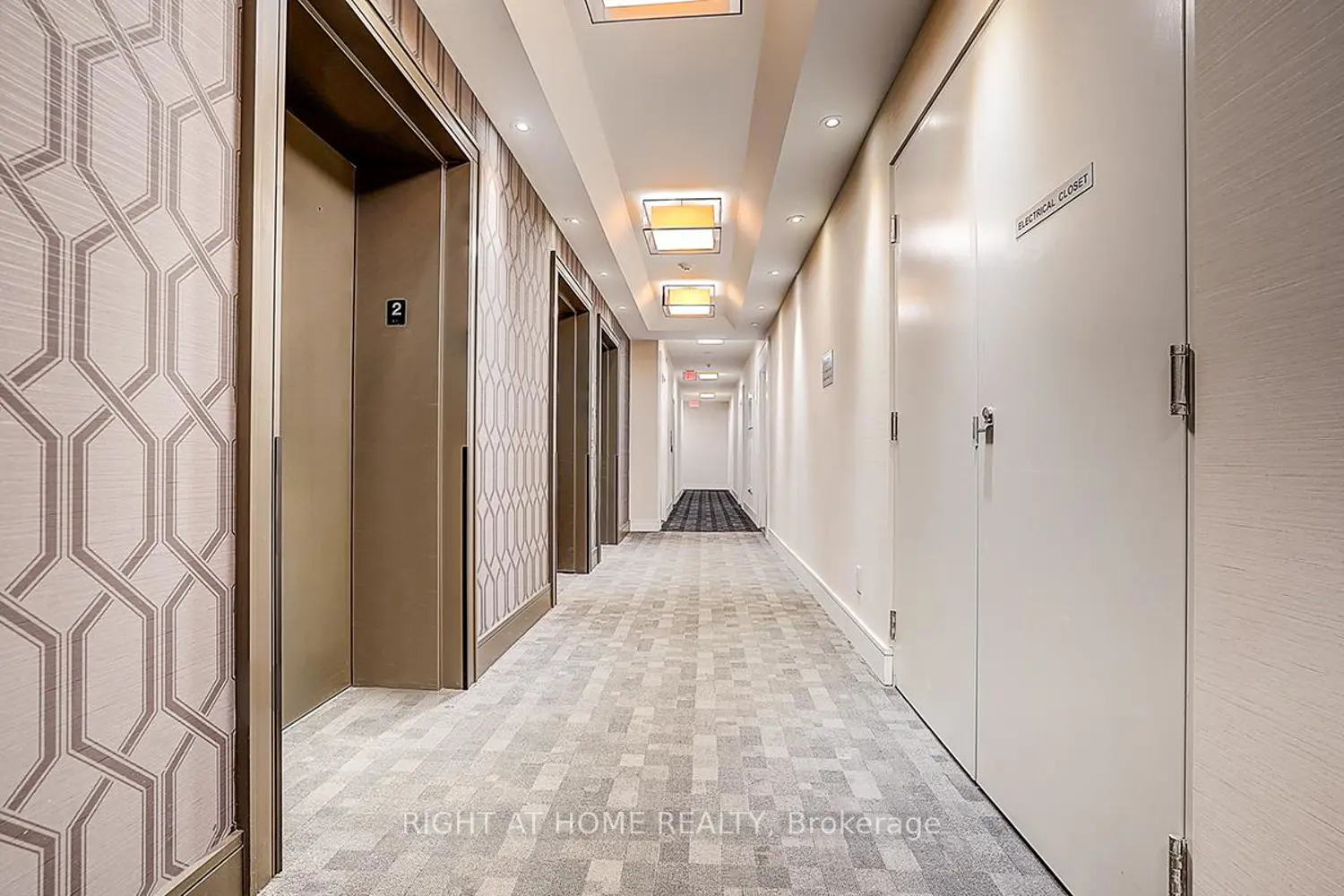 Additional image 2 of 9201 Yonge Street 205