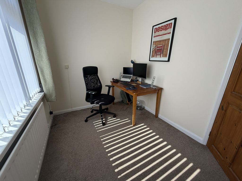 Additional image 7 of 4 bed detached house to rentHazel Close, Porthcawl CF36