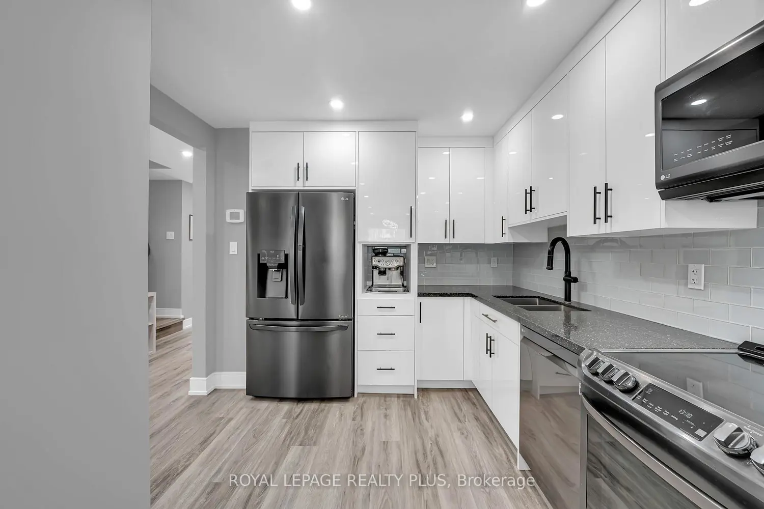 Additional image 8 of 1755 Rathburn Road 39