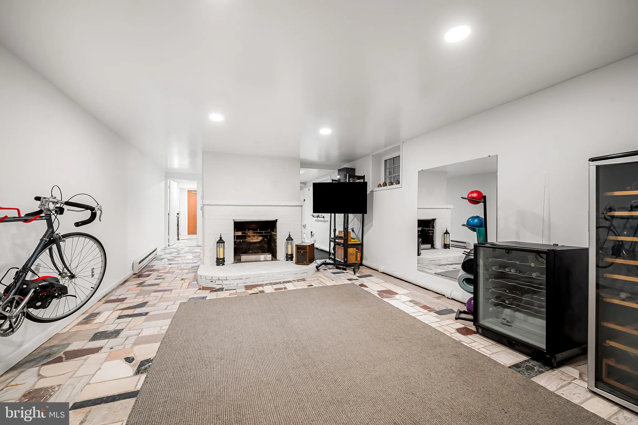 Additional image 100 of 16 W Read Street, Baltimore, MD 21201