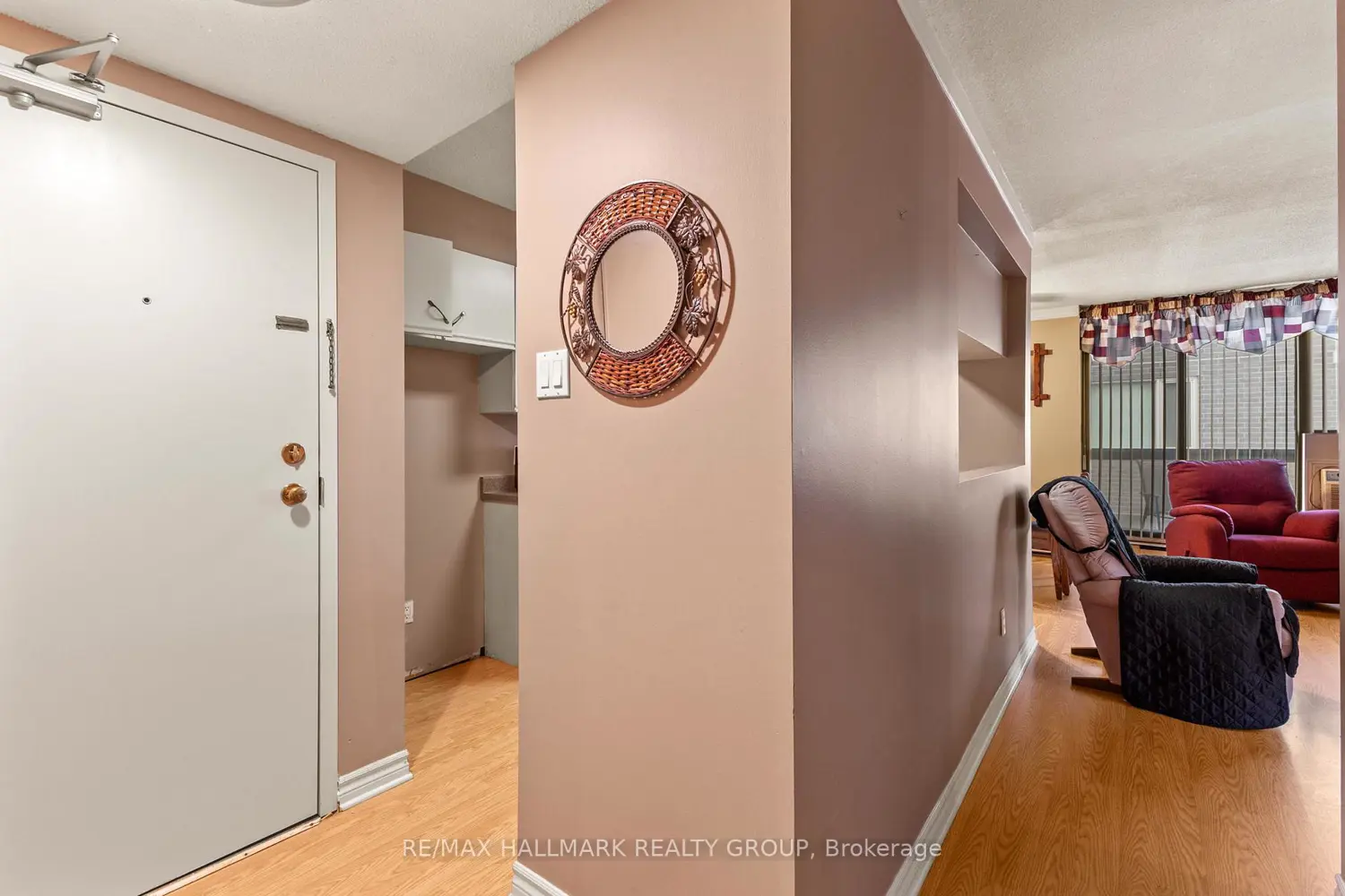 Additional image 4 of 191 Parkdale Avenue 308