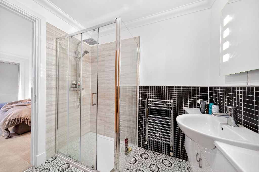 Additional image 14 of 2 bed flat for sale2/2, 147 Hayburn Lane, Glasgow G12