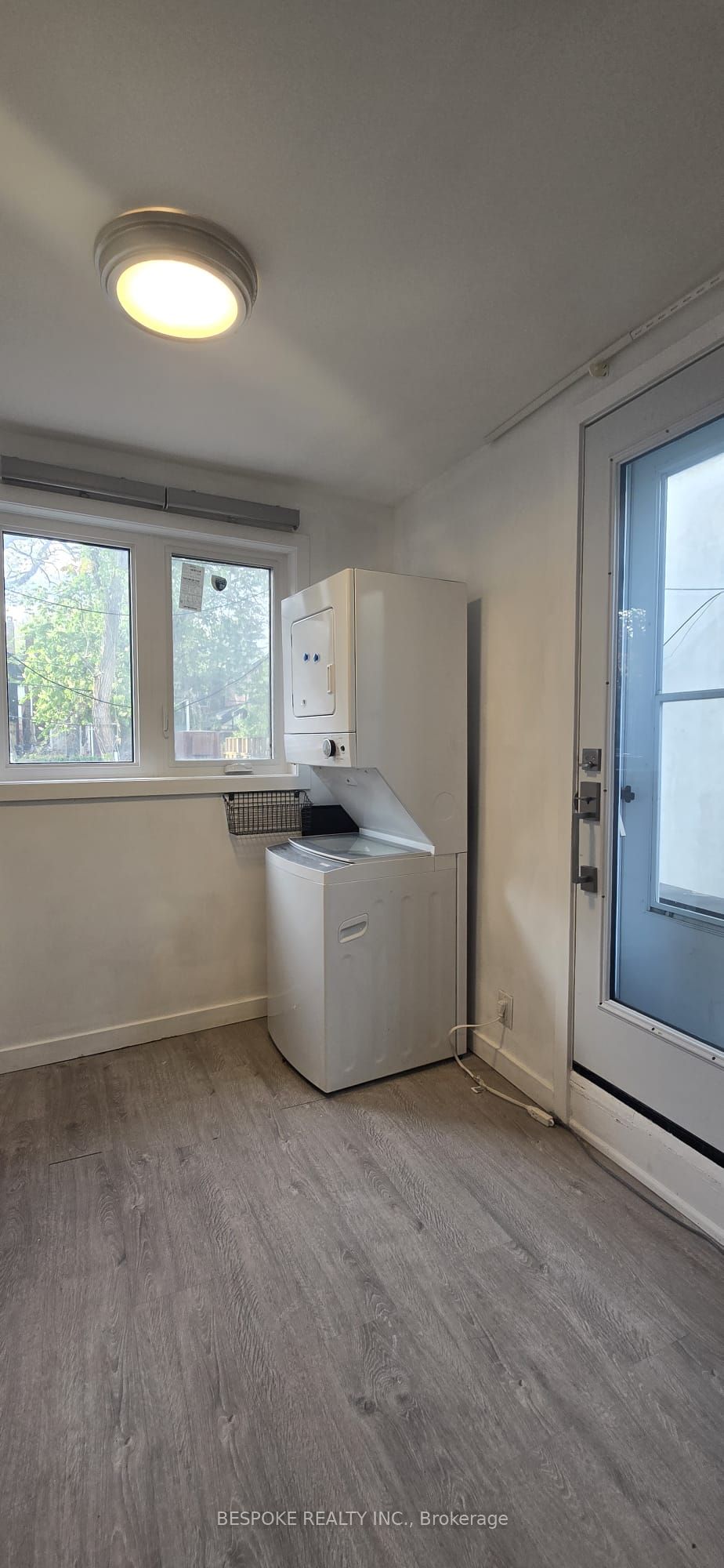 Additional image 4 of 1-288 Eglinton Avenue W, Toronto, ON, M4R 1B2